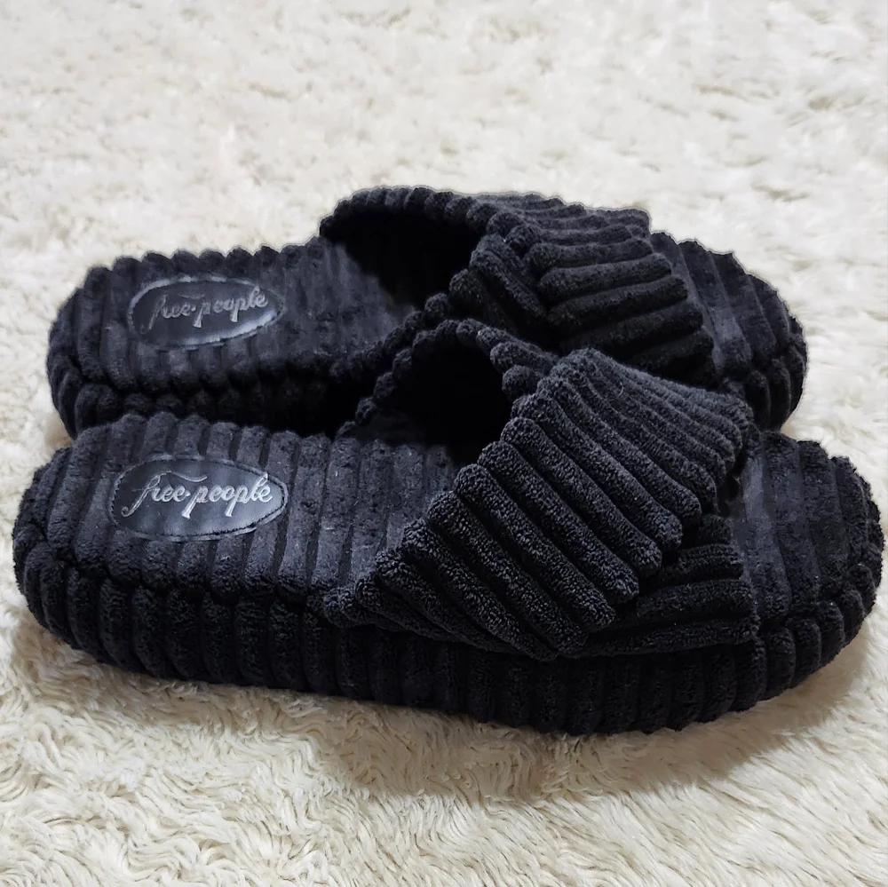 FREE PEOPLE Two Days In Ibiza Black Terry Slide Sandal Sz 9